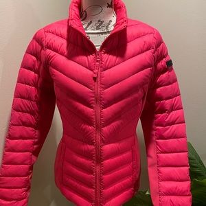Hollister Hot pink short puffer size M